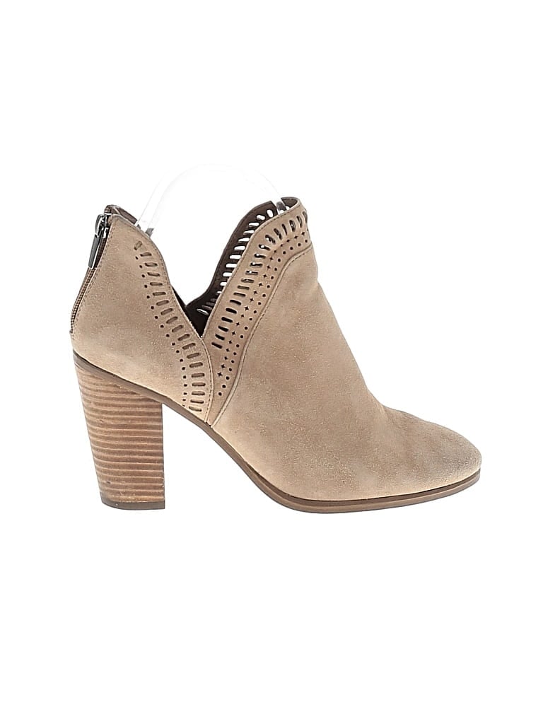Pre-owned Vince Camuto Ankle Boots In Brown