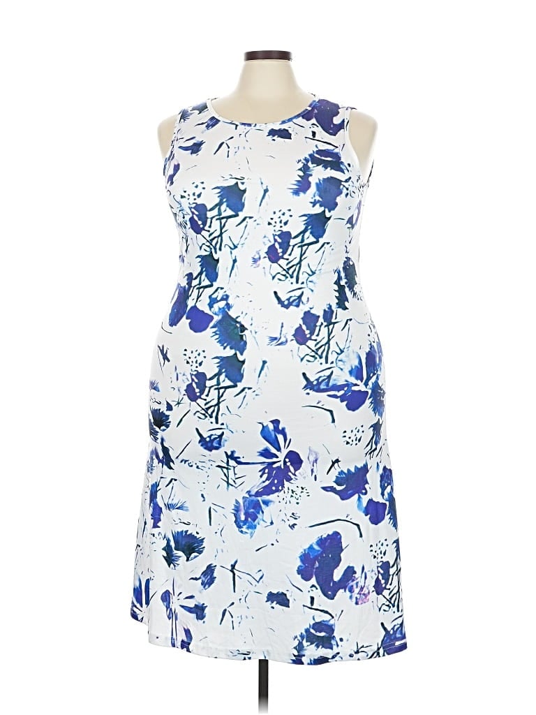 Noracora Cocktail Dress In Blue