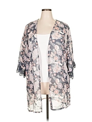 Wallflower Kimono (view 1)