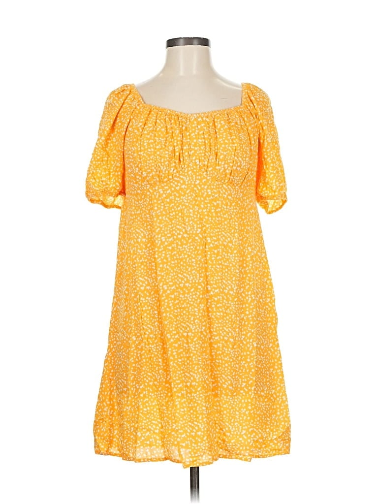 Pre-owned Primark Casual Dress In Yellow