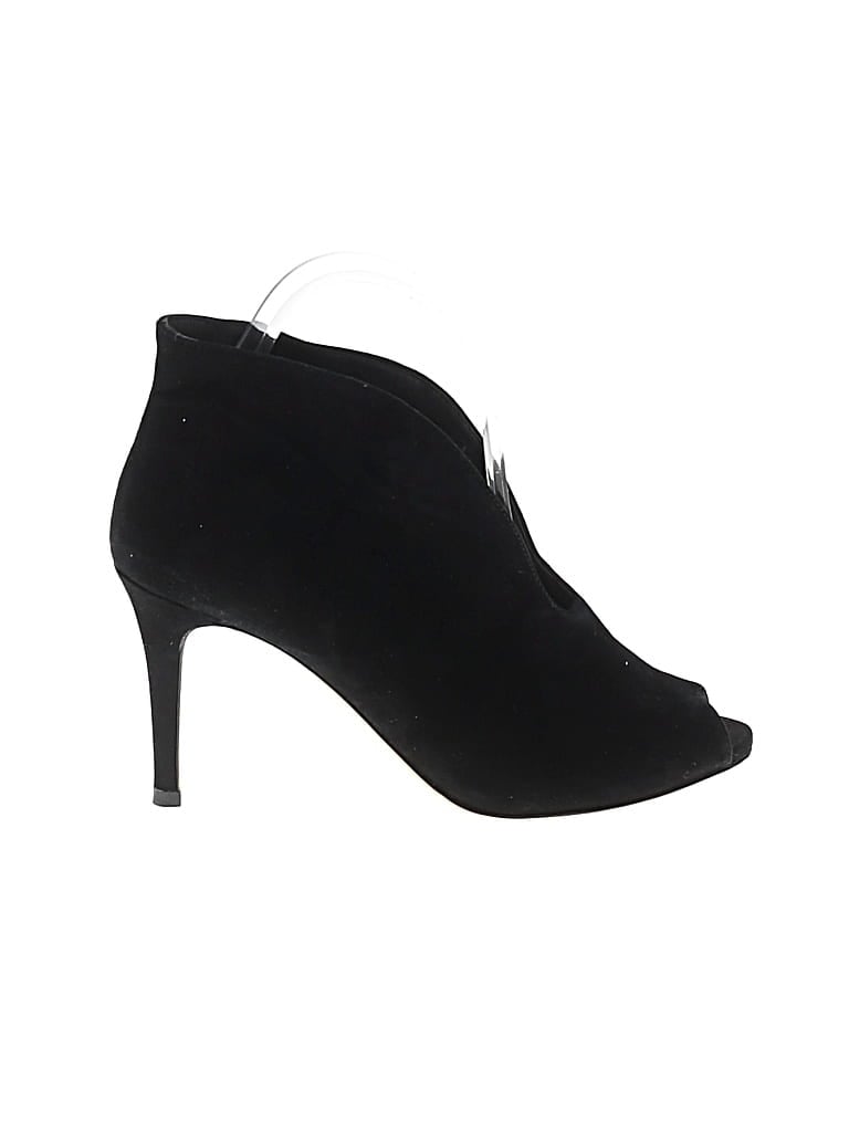 Pre-owned Signature Ankle Boots In Black