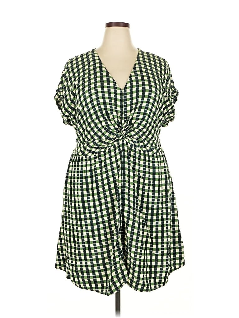 Pre-owned Ava & Viv Casual Dress In Green