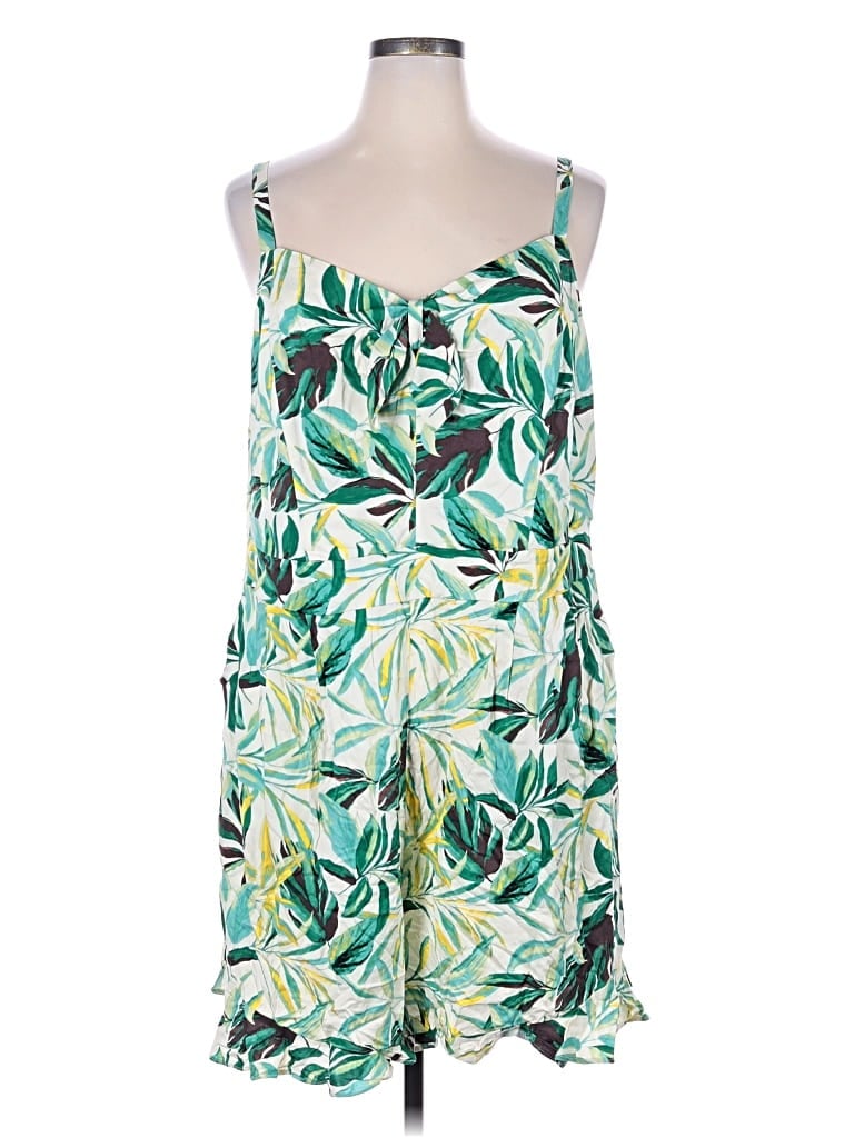 Pre-owned Torrid Romper In Green