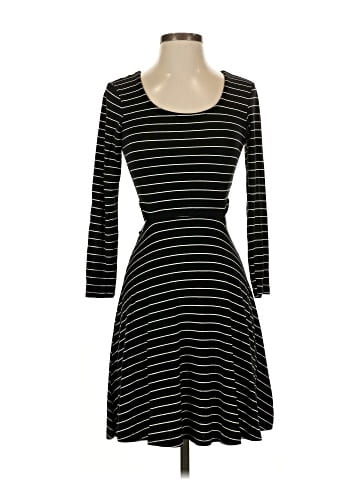 American Eagle Outfitters Casual Dress (view 1)