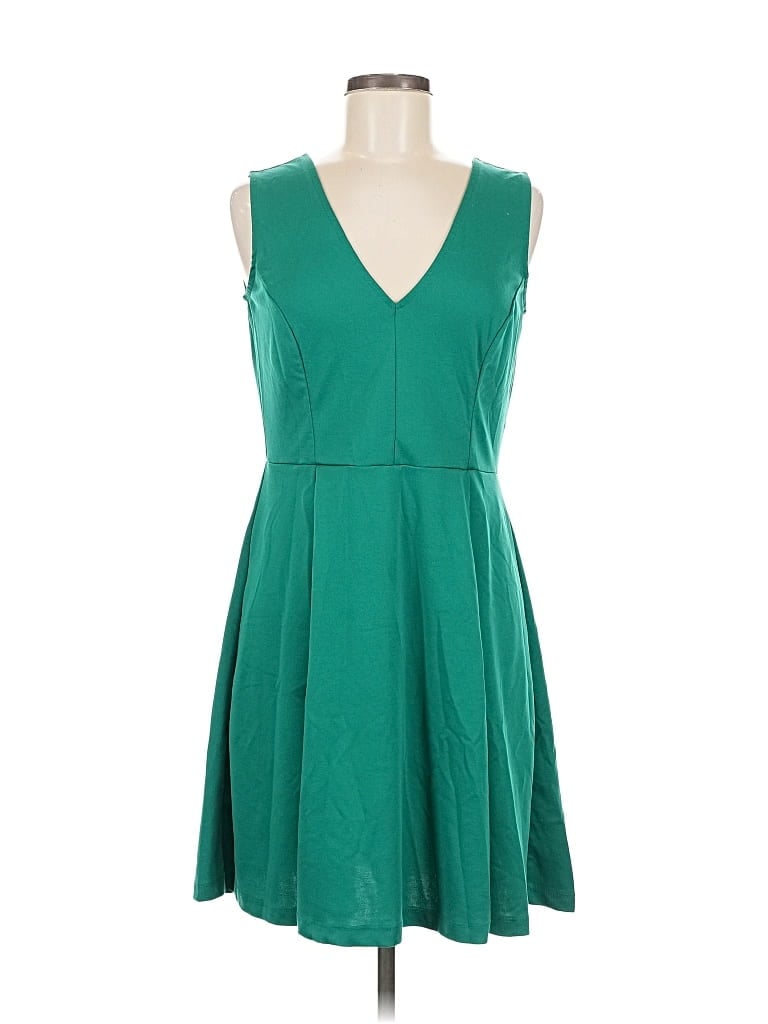 Pre-owned H&m Casual Dress In Green