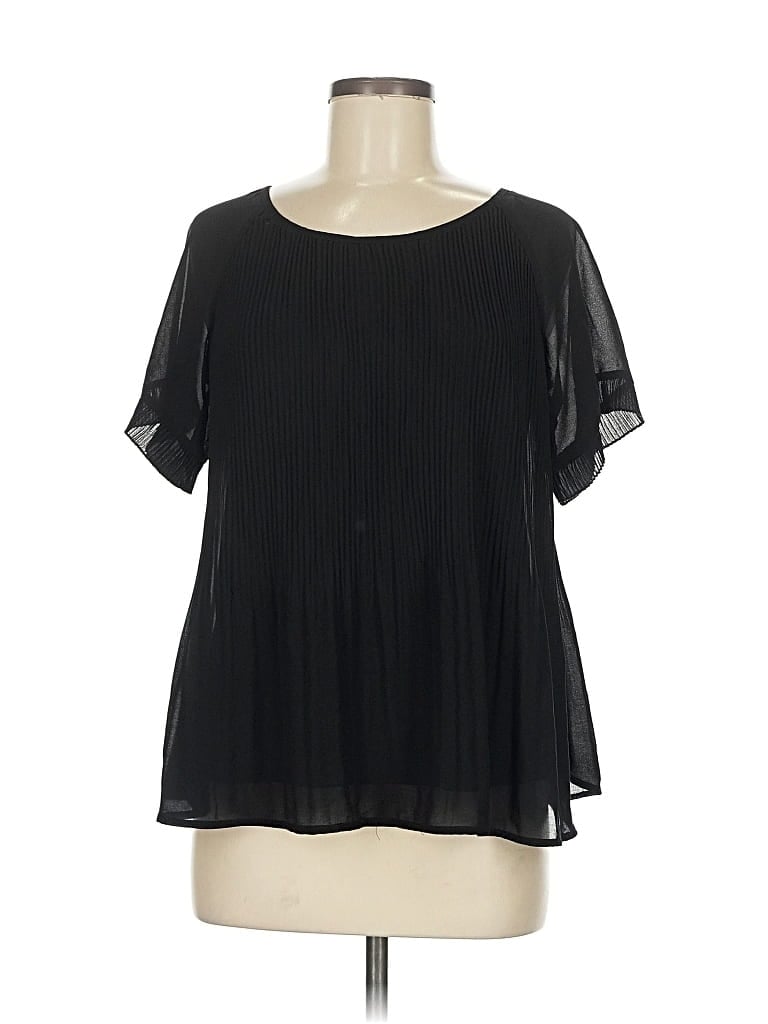 Pre-owned Relativity Short Sleeve Blouse In Black