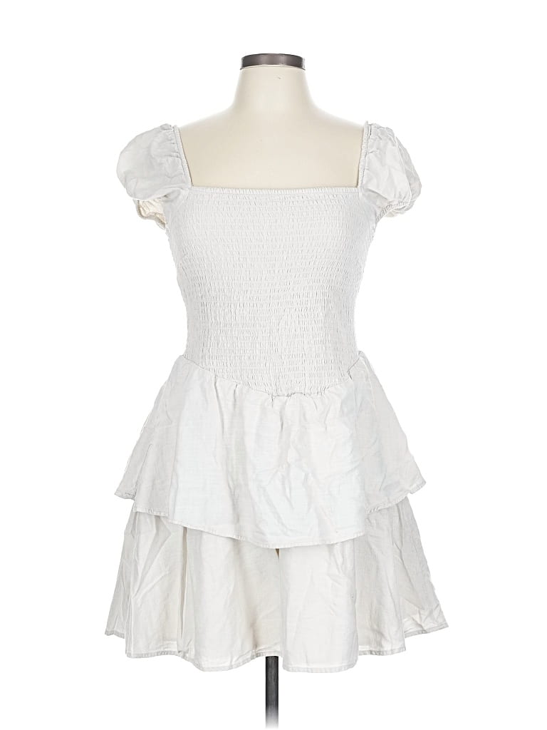 Pre-owned Divided By H&m Casual Dress In White