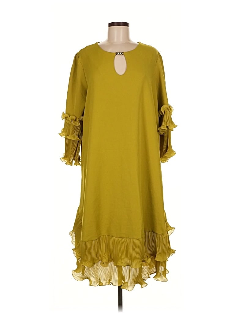 Pre-owned Assorted Brands Casual Dress In Green