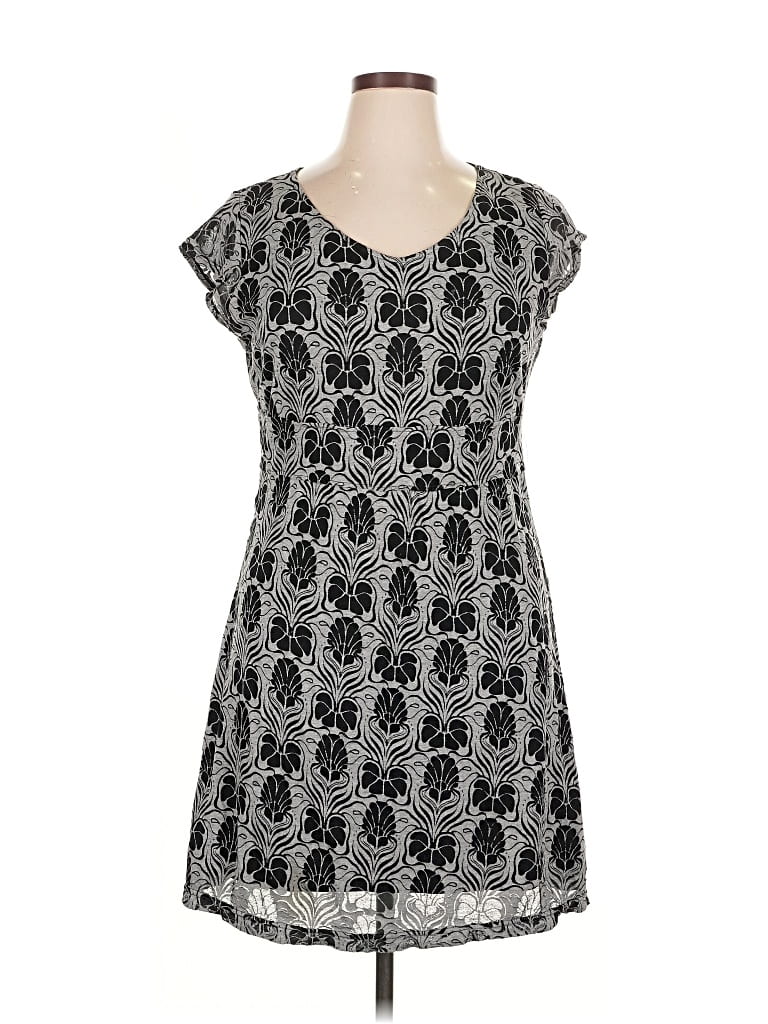 Pre-owned Merrell Casual Dress In Gray