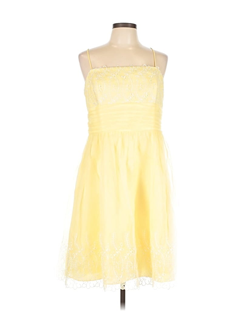 Pre-owned David's Bridal Cocktail Dress In Yellow
