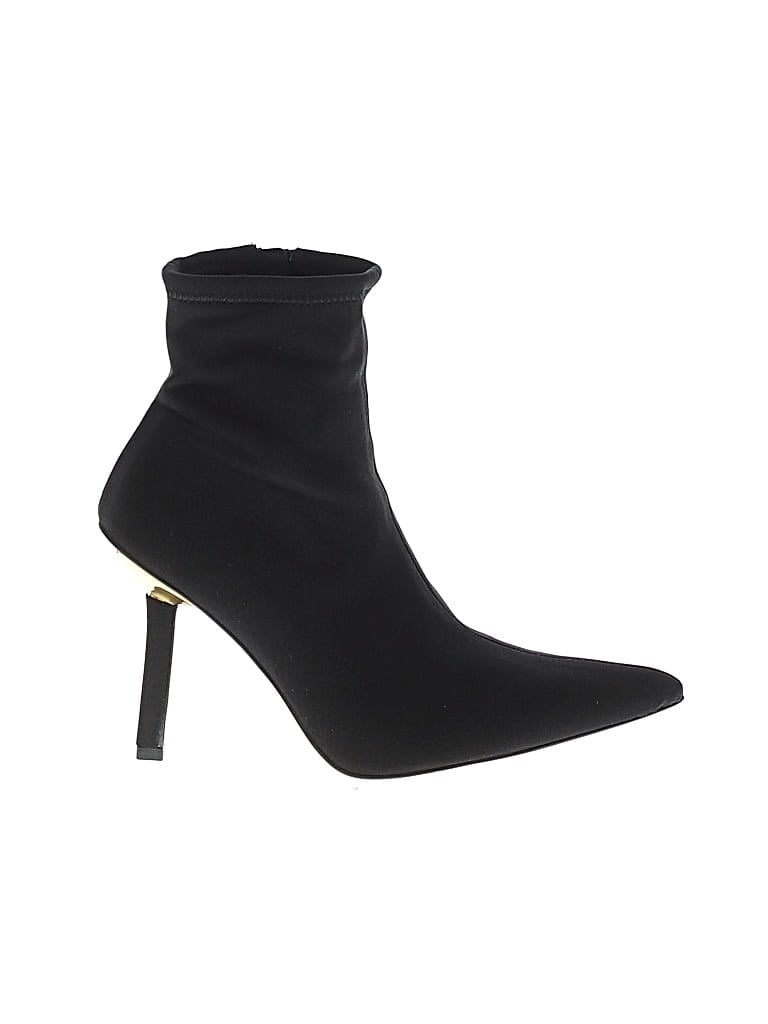 Pre-owned Good American Boots In Black