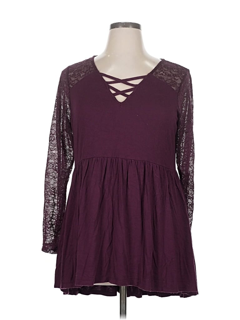 Pre-owned Torrid Long Sleeve Blouse In Burgundy