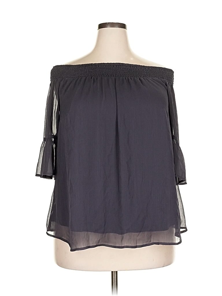 Pre-owned Torrid 3/4 Sleeve Blouse In Gray