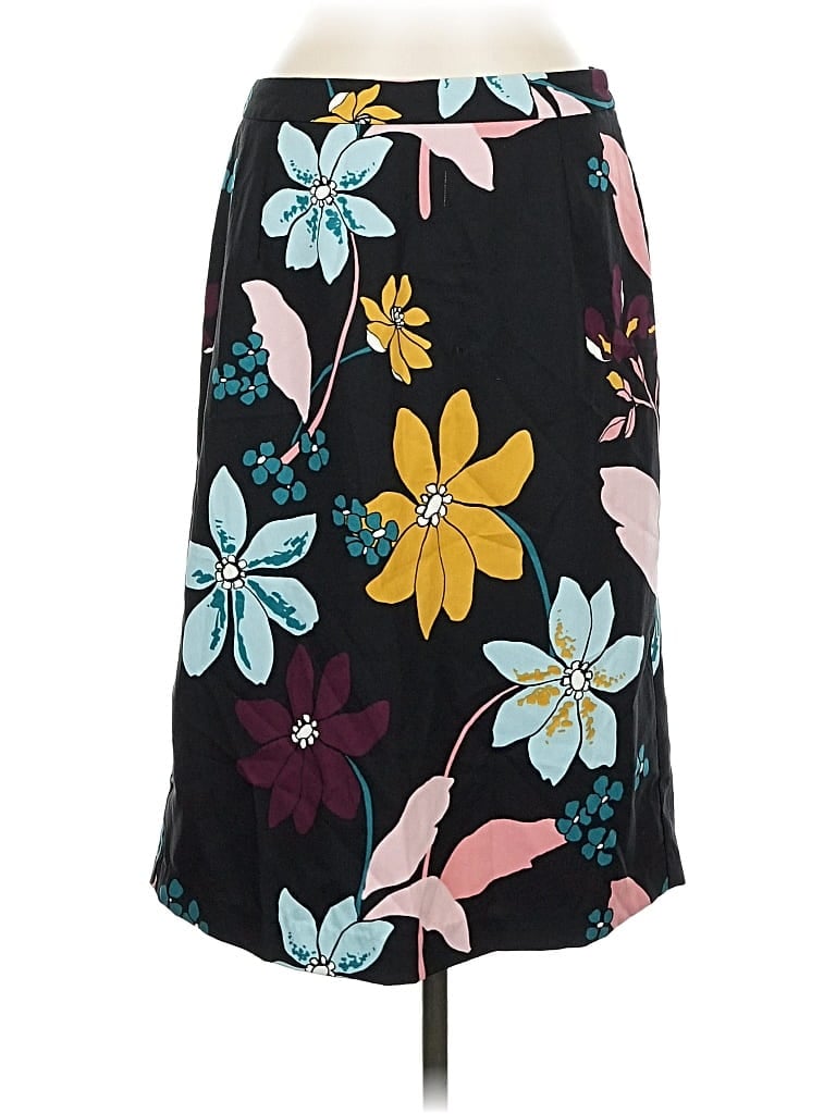 Pre-owned Who What Wear Casual Skirt In Black