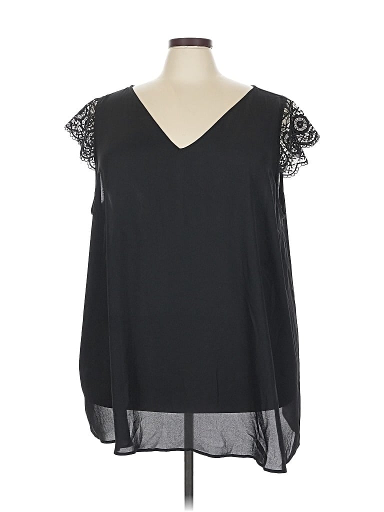 Pre-owned Torrid Short Sleeve Top Black V Neck Tops