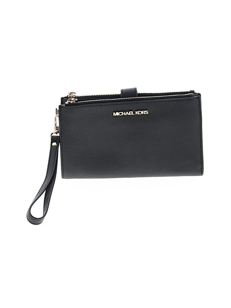 Pre-owned Michael Michael Kors Leather Wristlet In Black