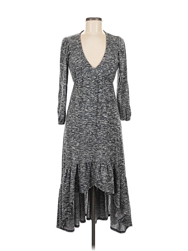 Pre-owned Velvet Torch Casual Dress In Gray