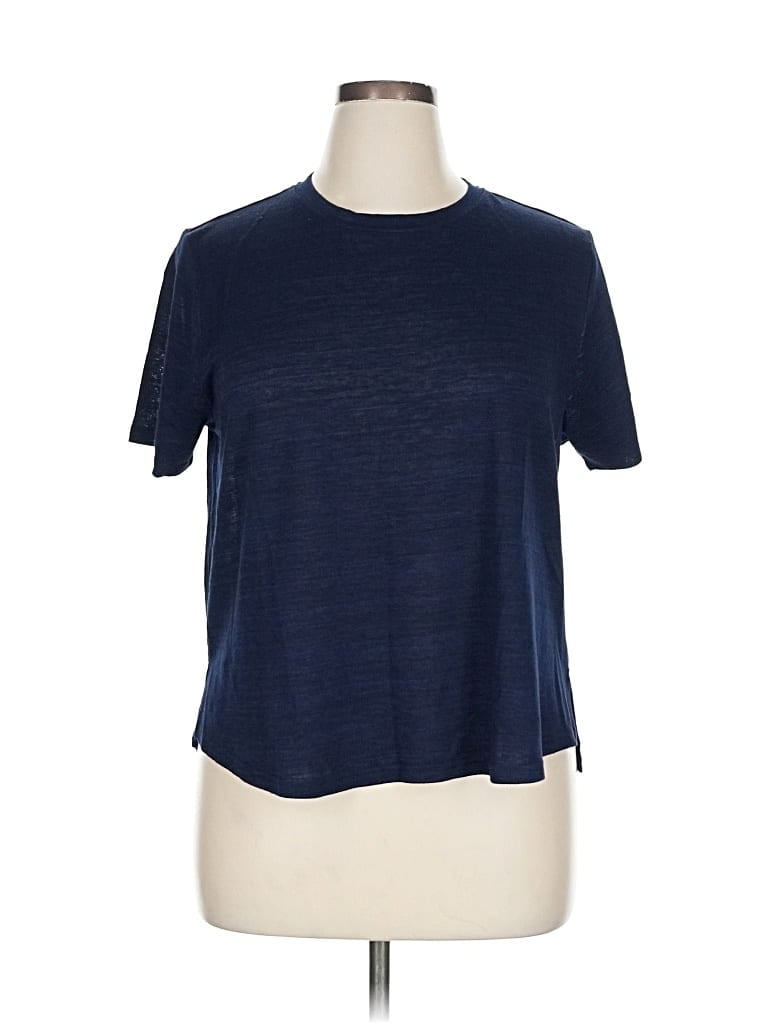 Pre-owned Earth Yoga Short Sleeve T-shirt In Blue