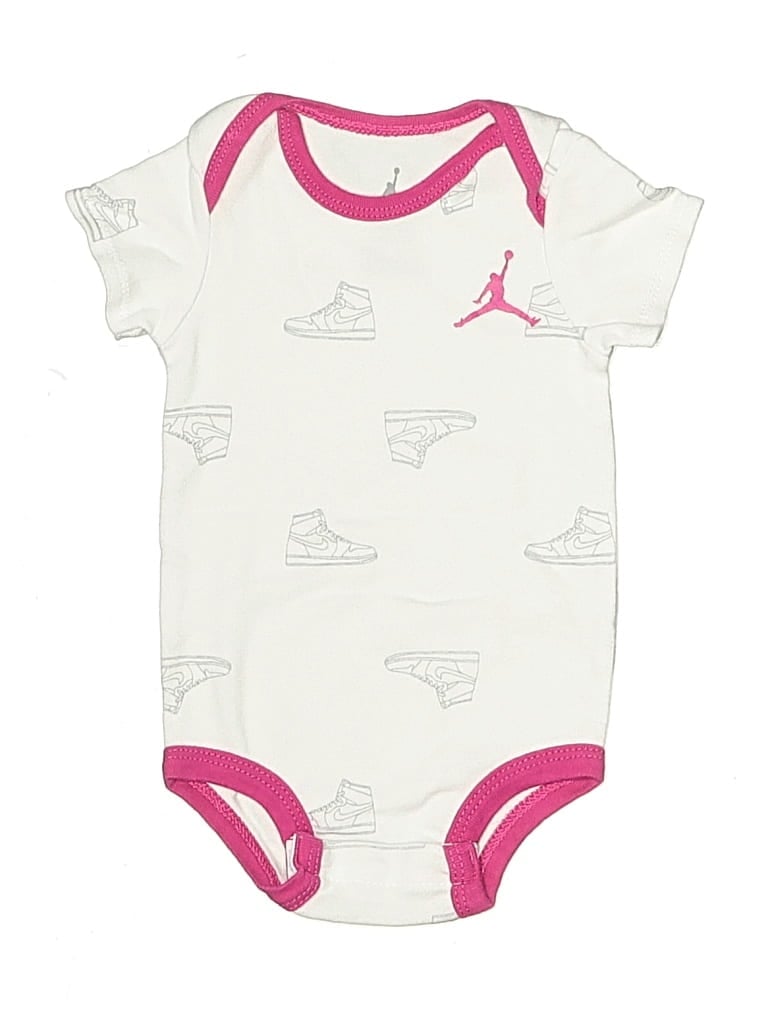 Pre-owned Air Jordan Babies' Short Sleeve Onesie In White