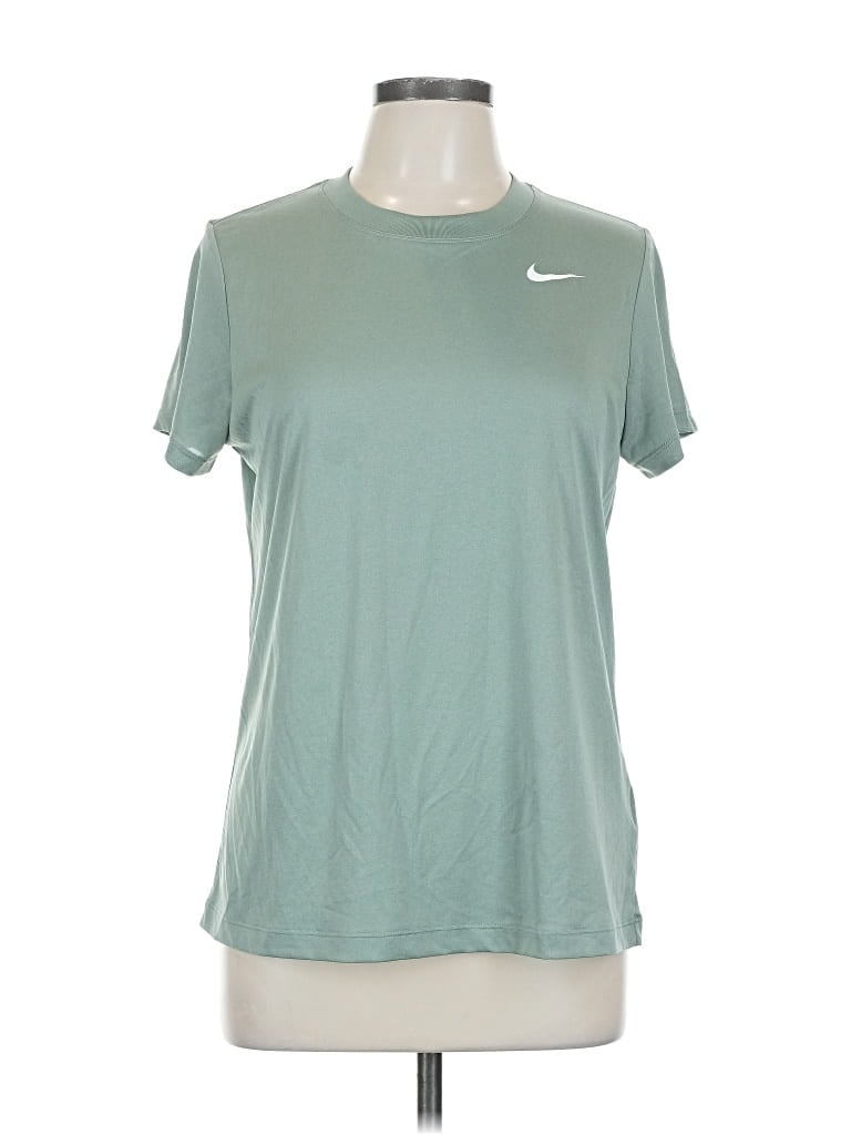 Pre-owned Nike Active T-shirt In Green