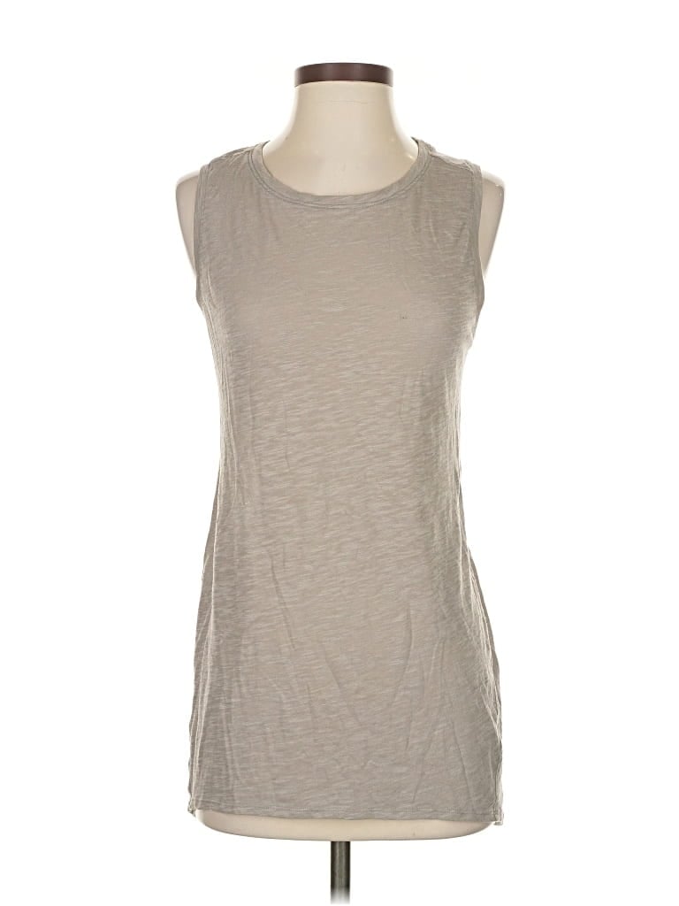 Pre-owned Athleta Sleeveless T-shirt In Gray