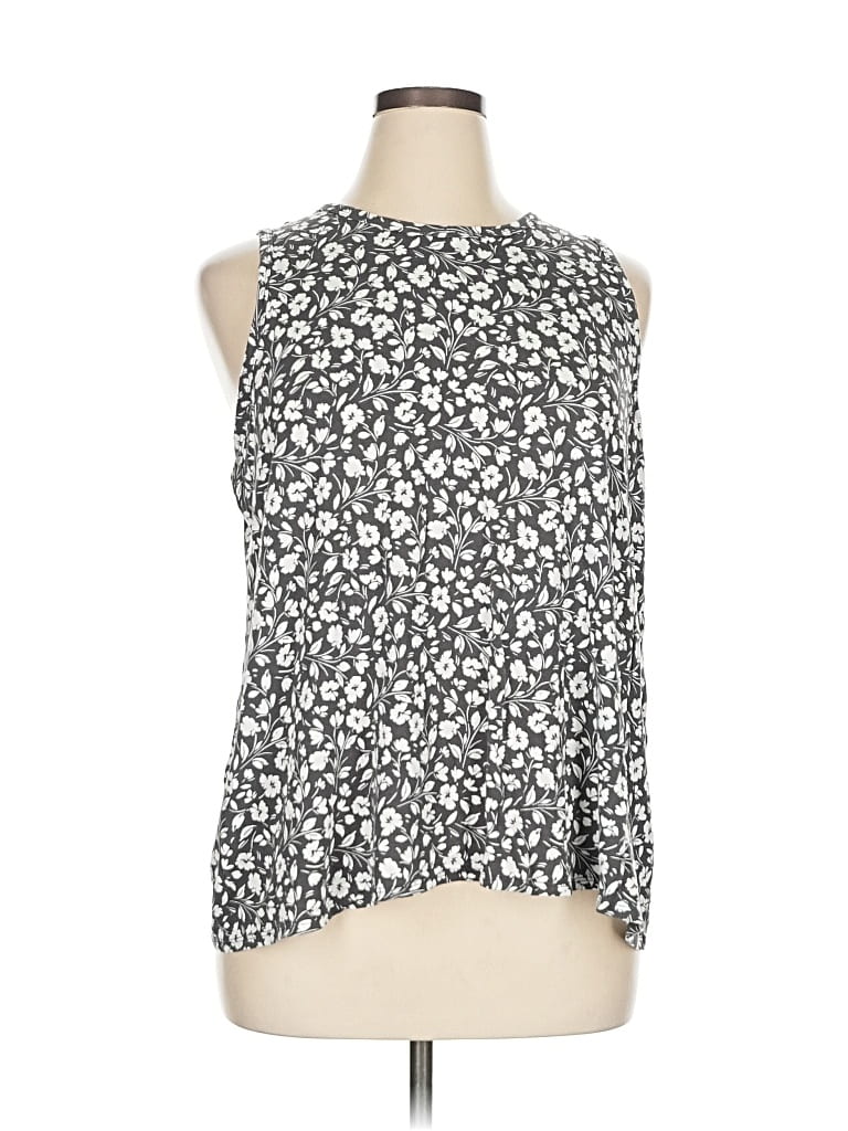 Pre-owned Old Navy Sleeveless T-shirt In Silver