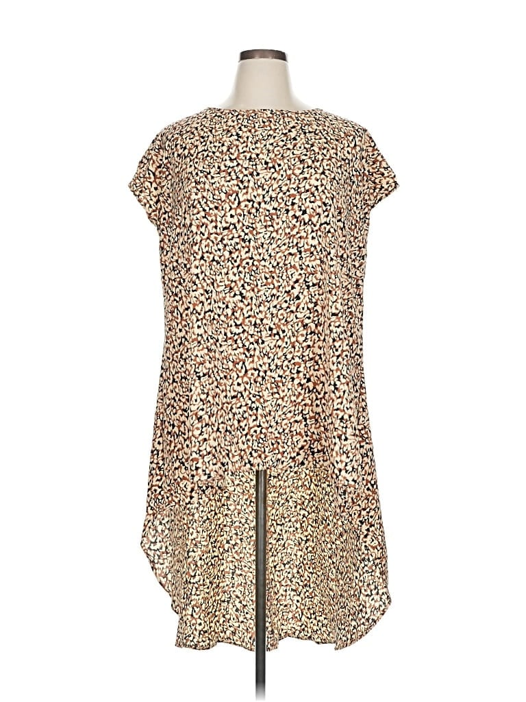 Emery Rose Short Sleeve Blouse In Brown