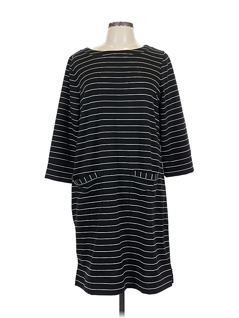 Pre-owned Zenergy By Chico's Casual Dress In Black