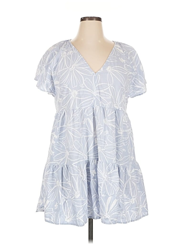 Pre-owned Universal Thread Casual Dress In Blue