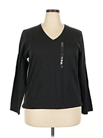 Bill Blass Pullover Sweater (view 1)