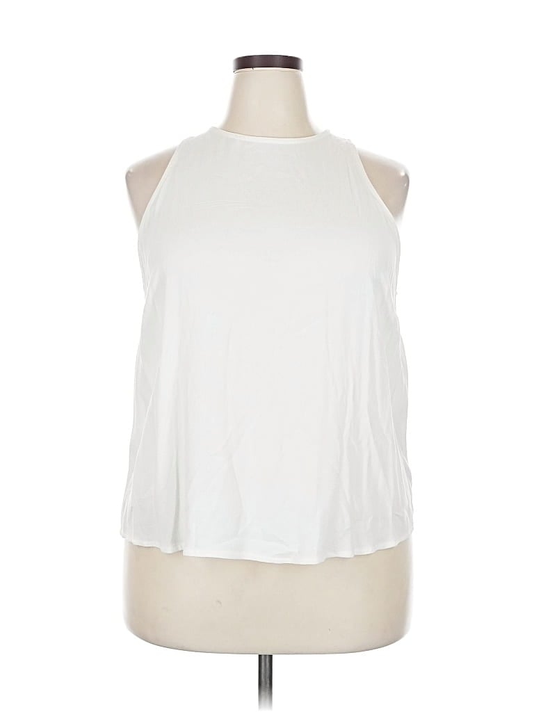 Pre-owned A New Day Sleeveless Top White Halter Neckline Tops