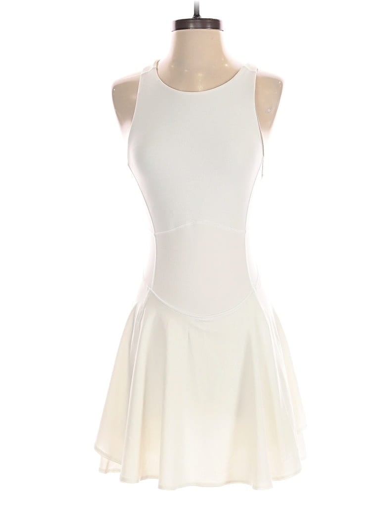 Pre-owned Lululemon Athletica Romper In White