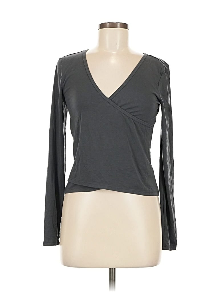 Pre-owned Athleta Long Sleeve T-shirt In Gray