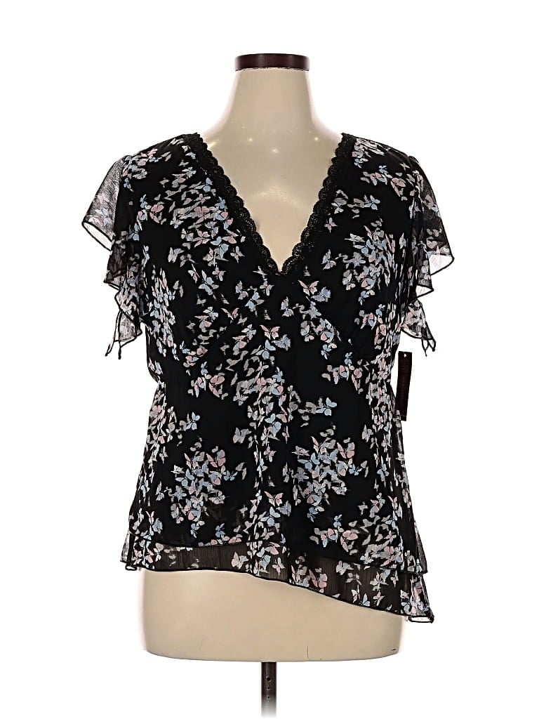 Pre-owned No Boundaries Short Sleeve Blouse In Black