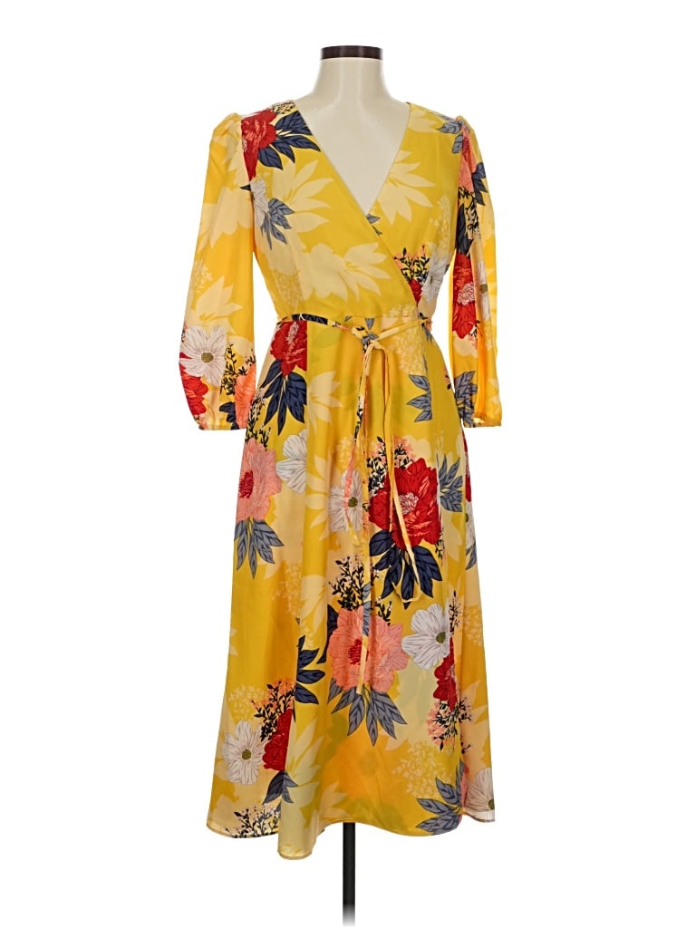 Pre-owned Eliza J Casual Dress In Yellow