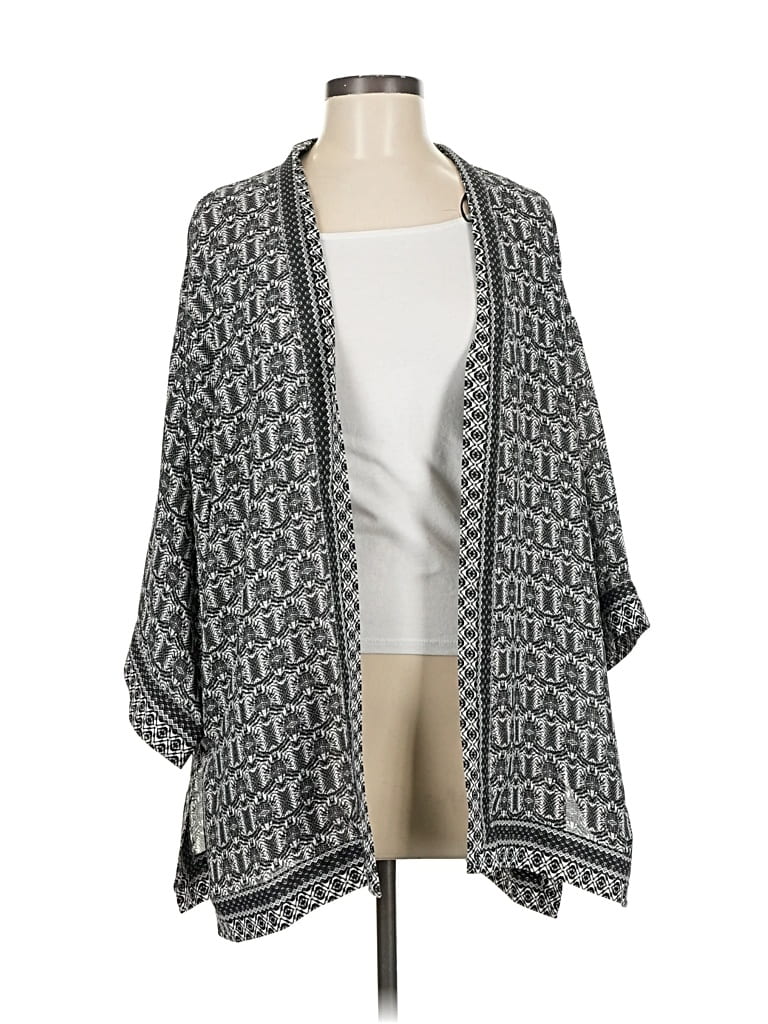 Pre-owned Max Studio Kimono In Gray