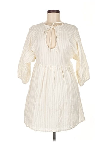 Urban Outfitters Casual Dress (view 1)