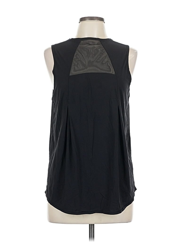 Pre-owned Lululemon Athletica Sleeveless T-shirt In Black