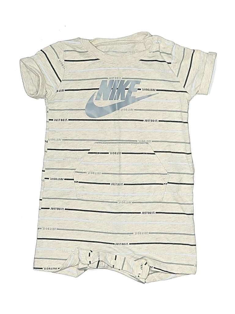 Pre-owned Nike Babies' Short Sleeve Onesie In White