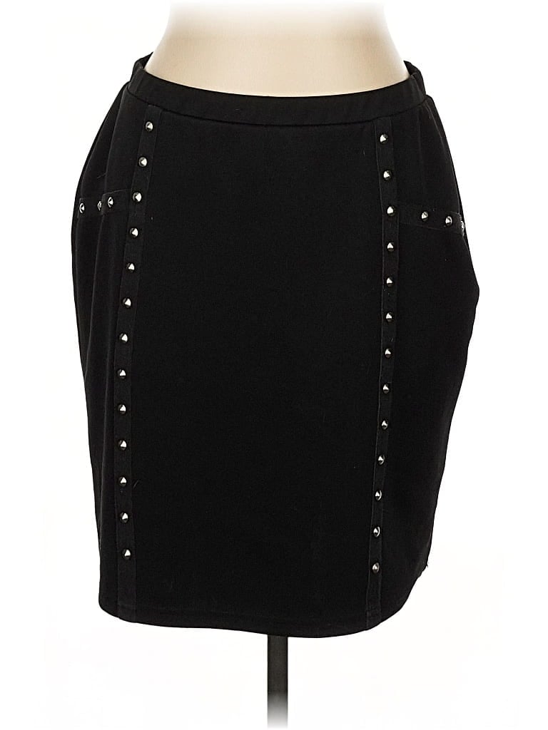 Pre-owned Dots Casual Skirt In Black