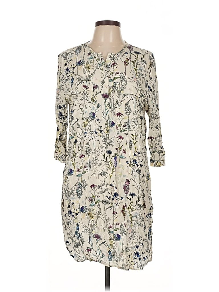 Pre-owned H&m Casual Dress In White