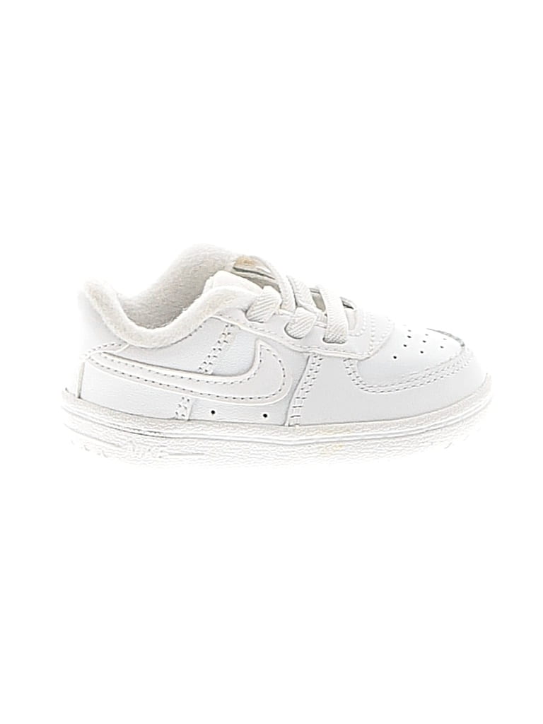 Pre-owned Nike Kids' Sneakers In White