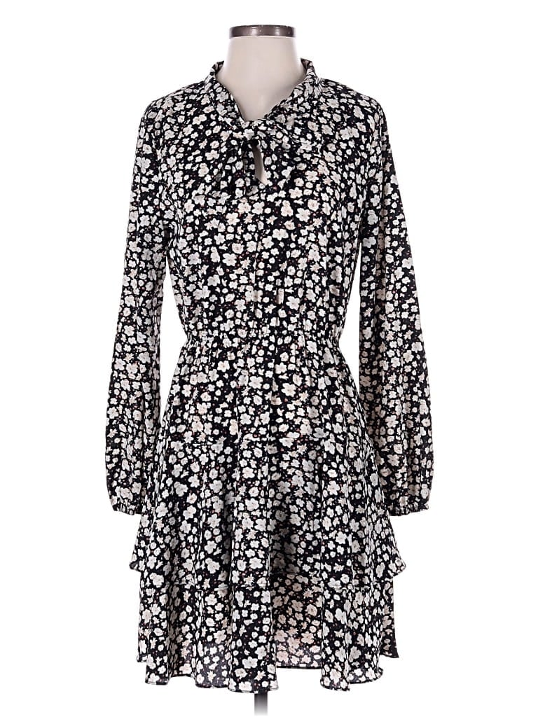 Pre-owned Aakaa Casual Dress In Black