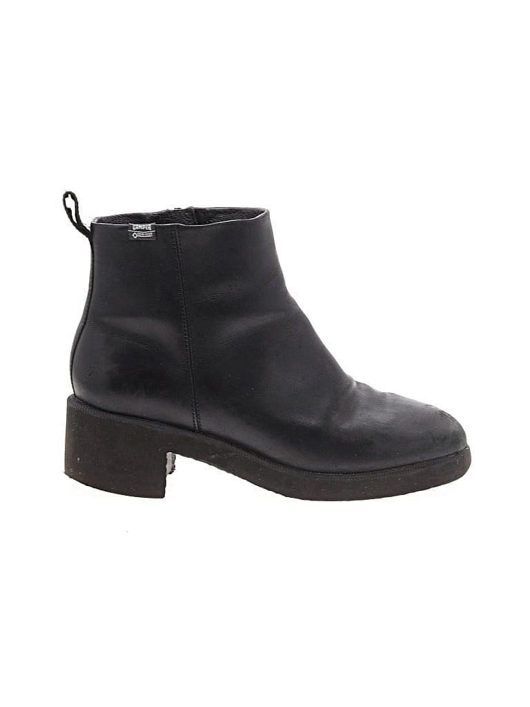 Pre-owned Camper Ankle Boots In Black