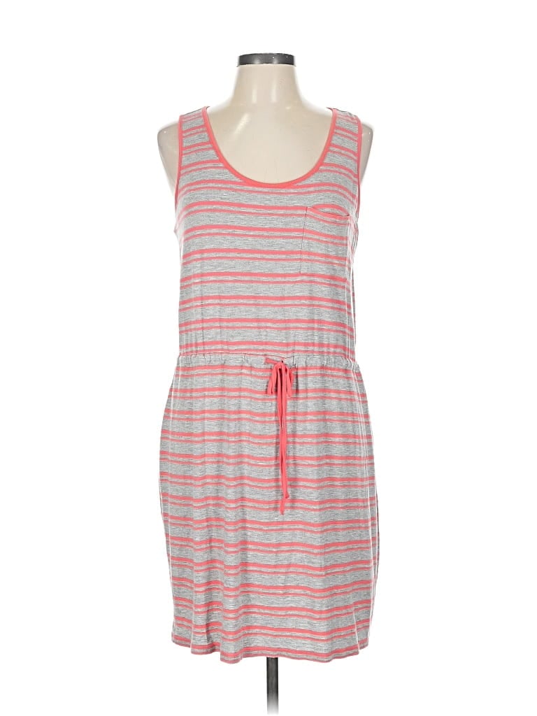 Pre-owned Olive & Oak Casual Dress In Gray