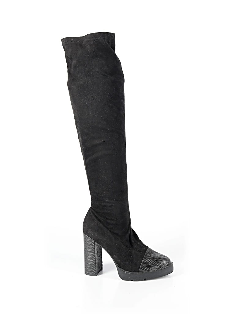 Pre-owned Forever 21 Boots In Black