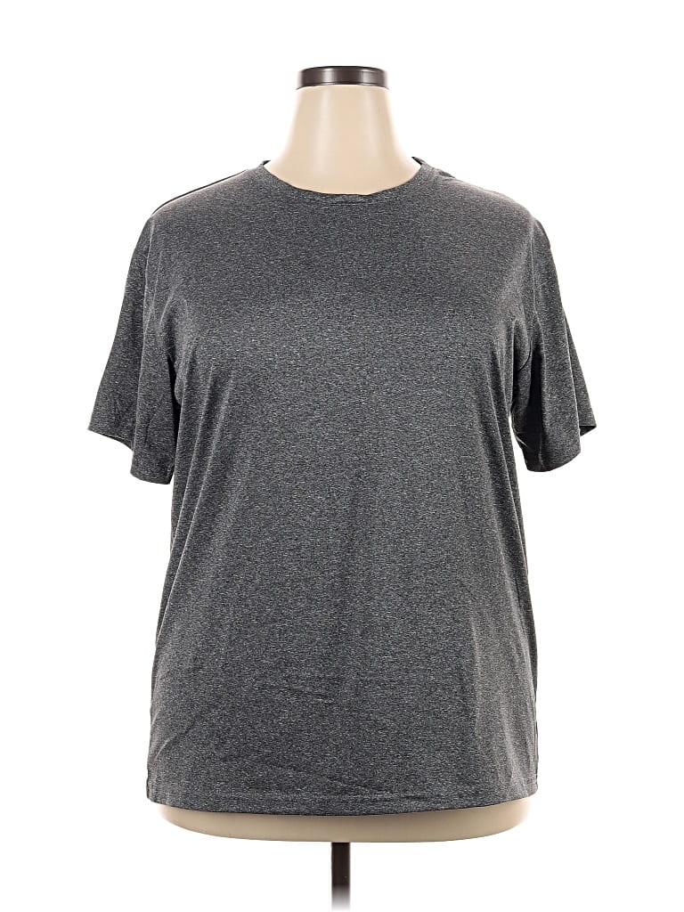 Pre-owned Assorted Brands Active T-shirt In Gray