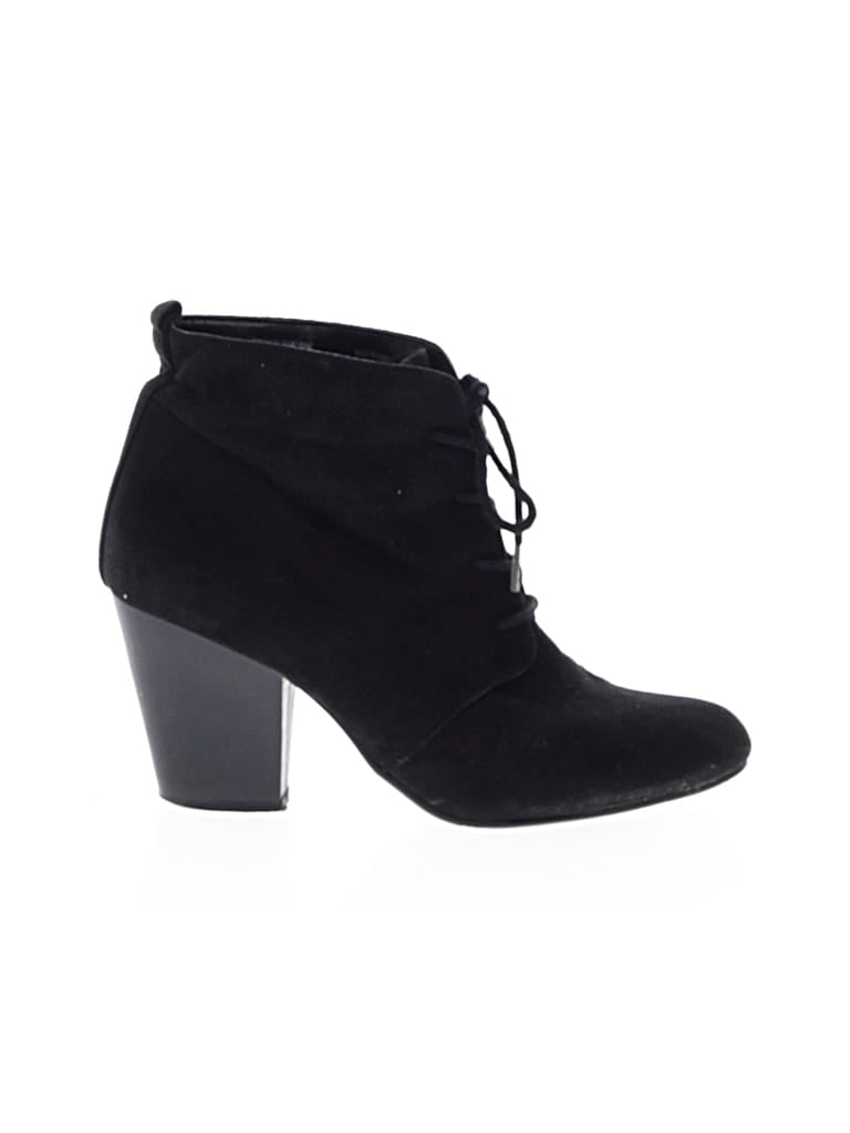 Pre-owned Express Ankle Boots In Black