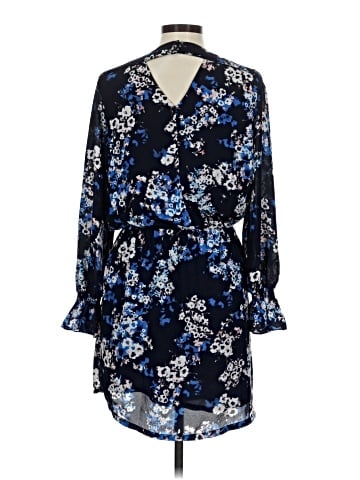 Lila Rose Casual Dress (view 2)
