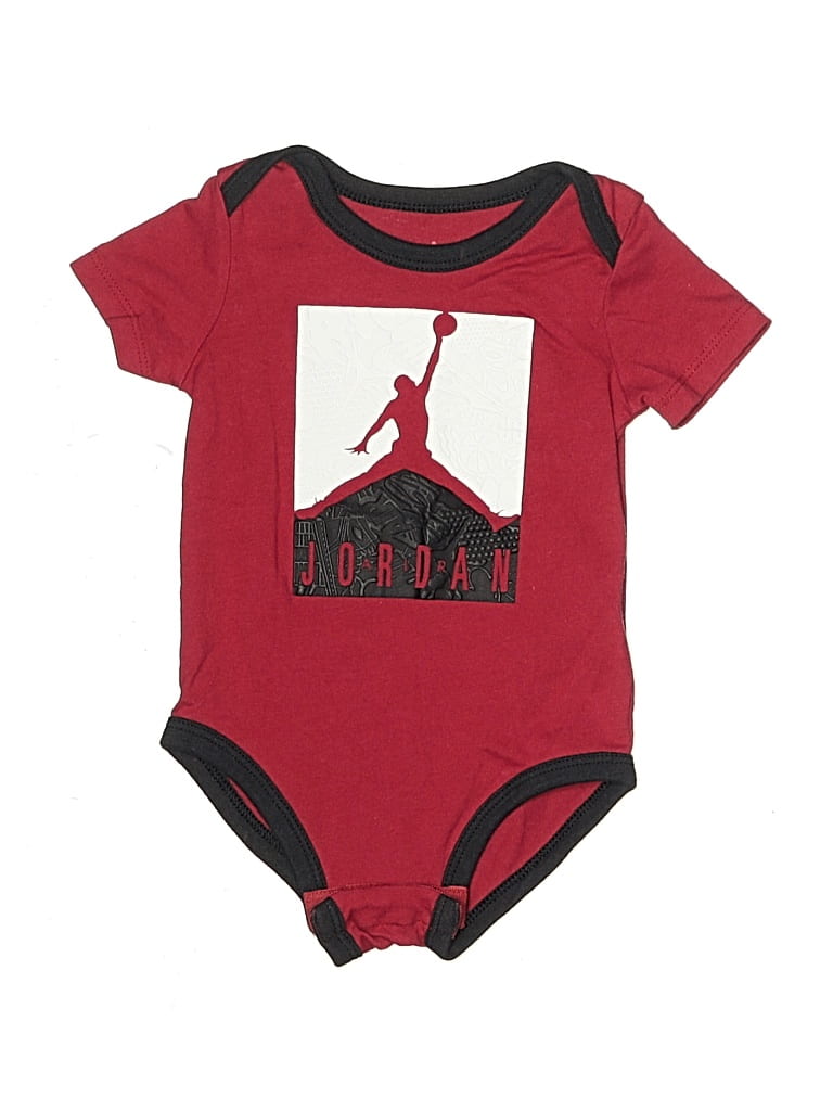 Pre-owned Air Jordan Babies' Short Sleeve Onesie In Burgundy